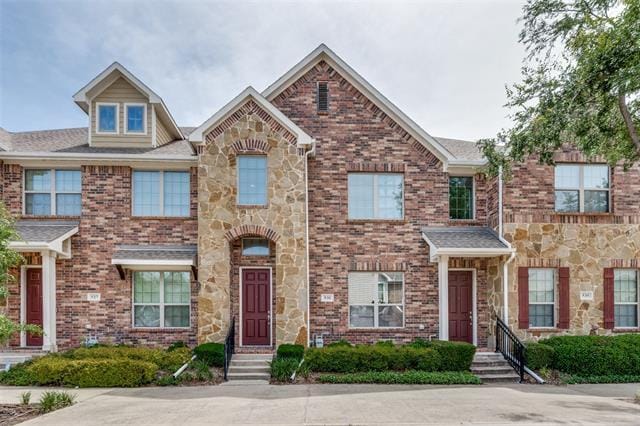 Photo - 531 Matthew Pl Townhome