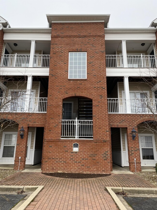 Photo - 1905 N Lincoln Ave Townhome