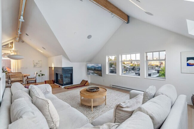 Photo - 2200 Heather St Unit ID1051898P