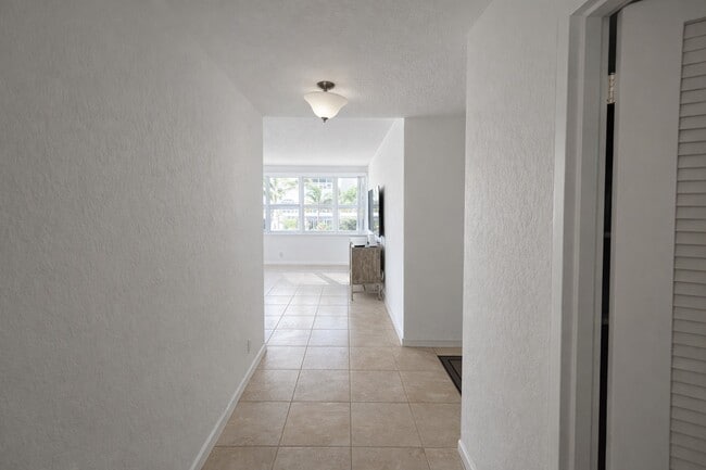 Photo - 345 N Fort Lauderdale Beach Blvd Unit 201