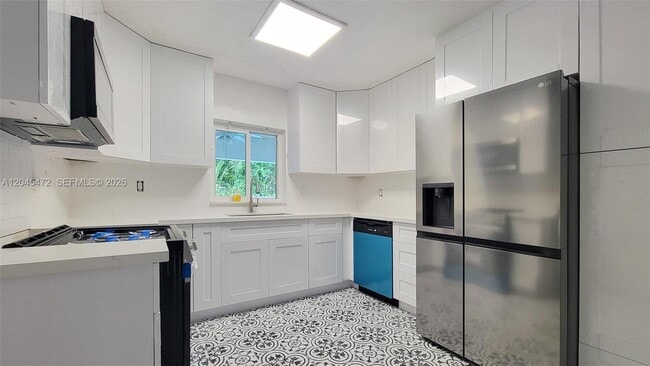 Photo - 14325 NE 8th Ave