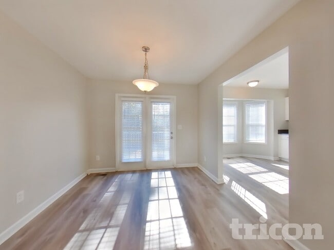 Photo - 162 Whetstone Way