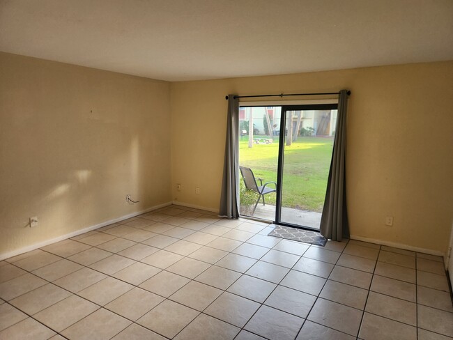 Photo - 2130 Forest Knoll Dr NE