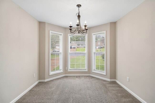 Photo - 3BR/2BA + Bonus room, home in Thompsons Station, TN