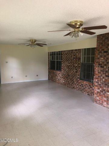 Photo - 14221 Suburban Dr