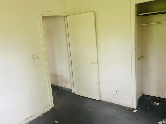 Photo - 2120 Pullman Ave