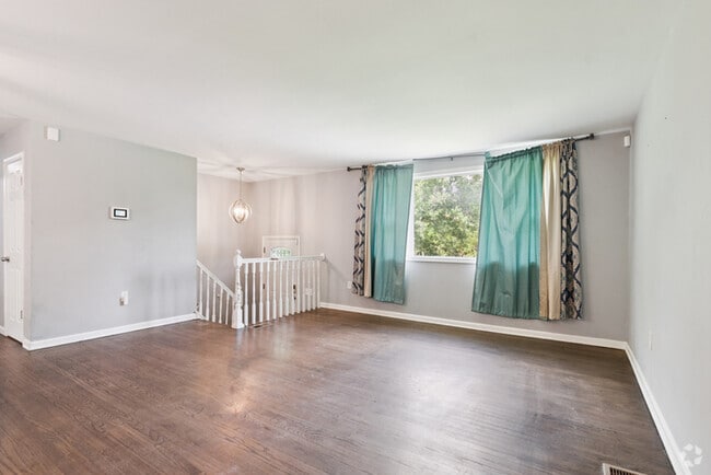 Building Photo - Pet Friendly Mid-Century Modern 4/Bedroom,... Rental