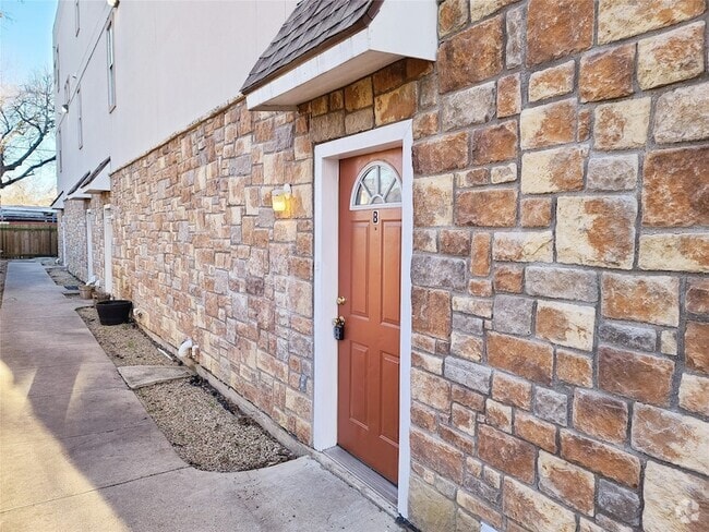 Building Photo - 4713 Virginia Ave Unit B Rental