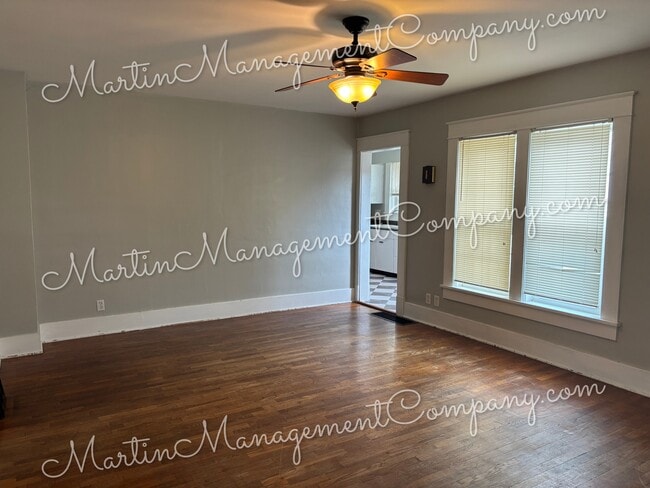 Photo - 2201 S Grand Ave