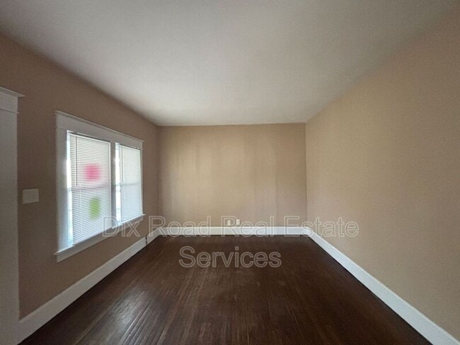 Photo - 2310 S Sutphin St