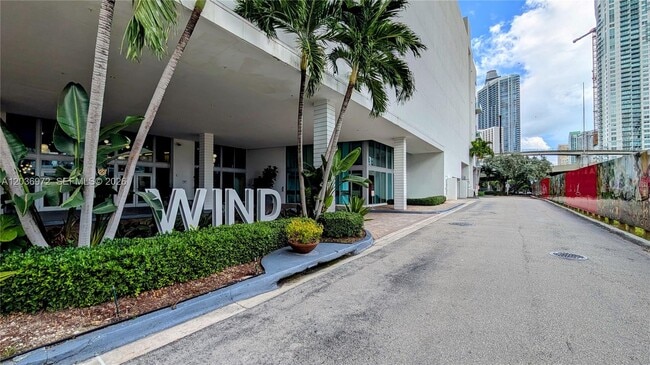 Building Photo - 350 S Miami Ave Unit 704