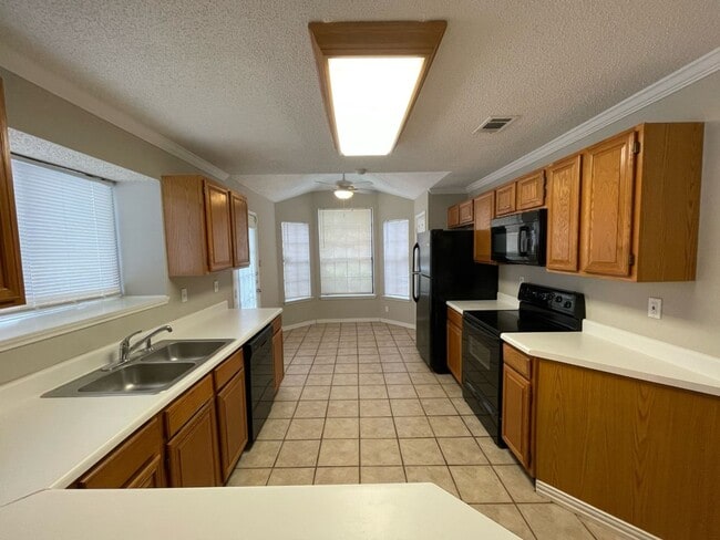 Photo - 5205 Trailhead Dr