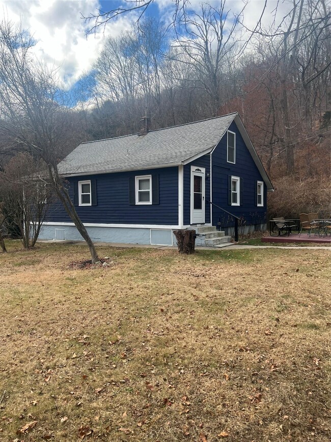 Photo - 18 Stone Ridge Rd House