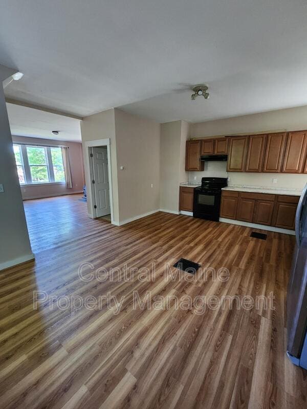 41 Lochness Rd