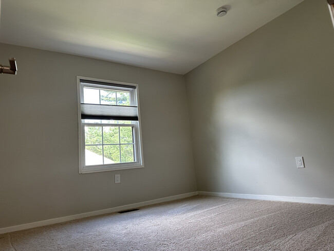 Photo - 9521 Ashbridge Ct Townhome
