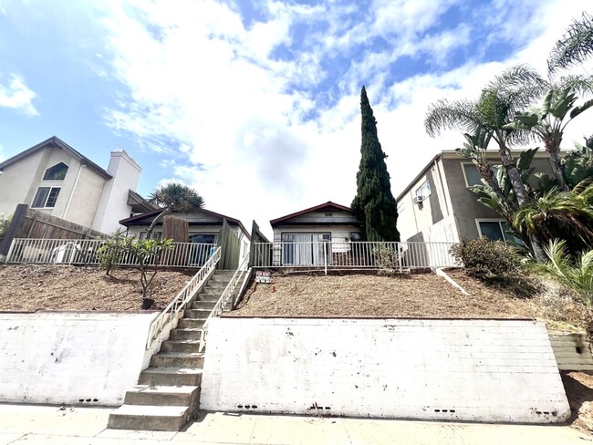 2160 Grand Ave