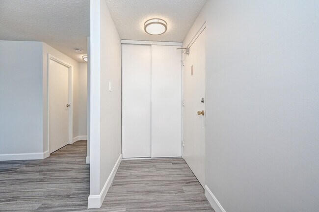 Photo - Hincks Street Apartments