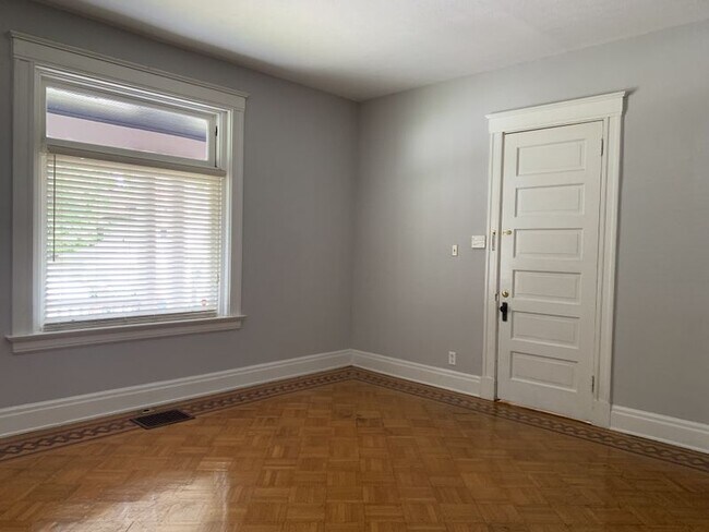 Photo - 287 McCormick Plz Unit 1