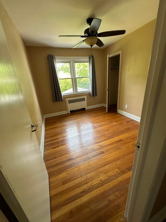 309 Burbank Ave Apartments Unit 309 Burbank Avenue Staten Island, NY