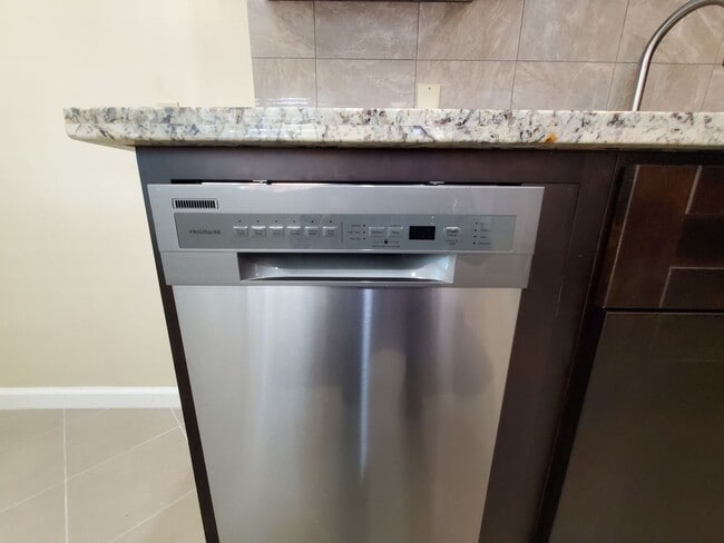 Photo - Lovely 3 bedroom 2 bath duplex with private garage and backyard