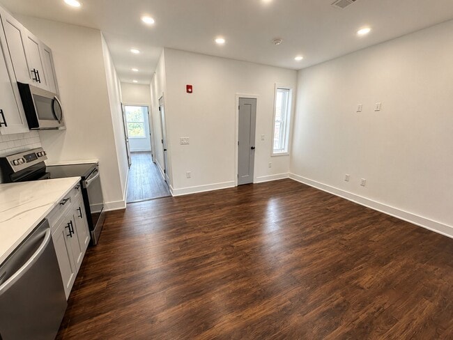 Photo - 3213 W Susquehanna Ave Unit 3