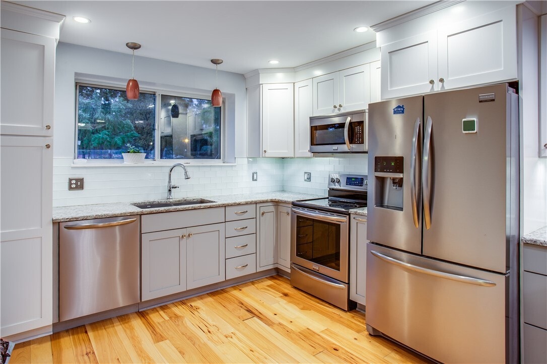 Photo - 2680 Highland Ave