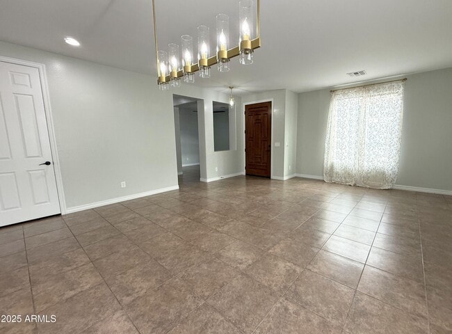 Photo - 2472 E Mead Dr