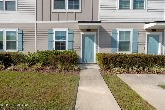 Photo - 513 Spanish Oaks Way