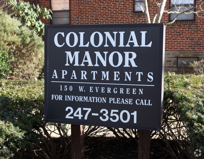 Colonial Manor Apartments - Colonial Manor Apartments