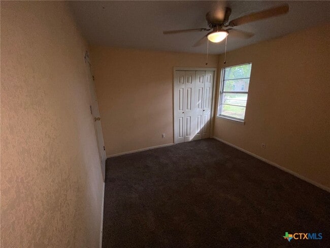 Building Photo - 1007 Houston St Rental