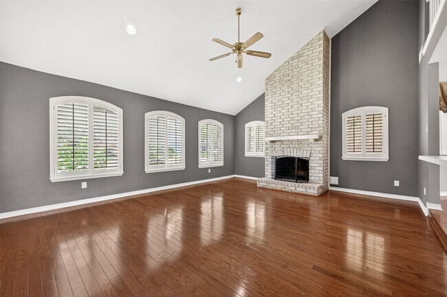 Photo - 4003 W Valley Dr