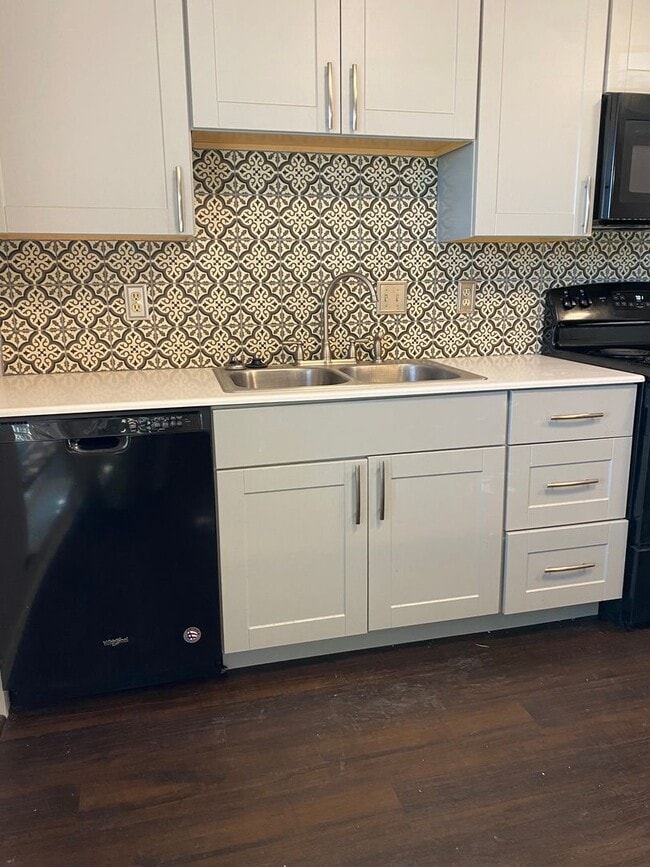 Photo - SPACIOUS 3 bedroom 2 bath Townhome COMING SOON!