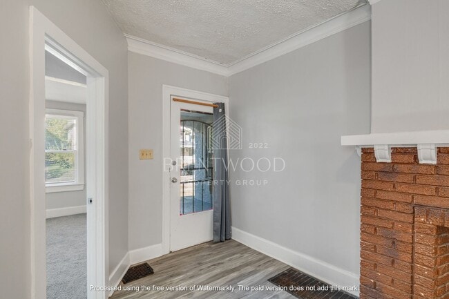 Photo - Spacious 4 Bed 1.5 Bath Updated Home