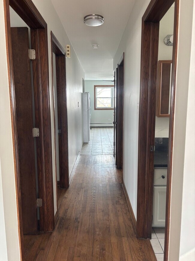 Photo - 4801 S Kolin Ave Unidad 2