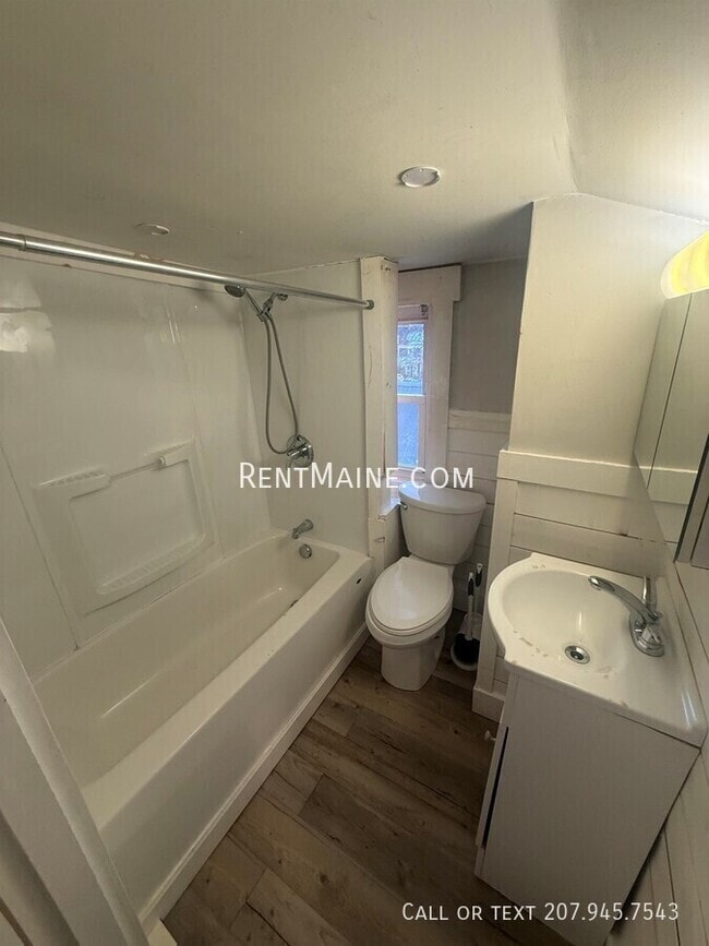 Photo - 21 Webster Ave Unidad 3