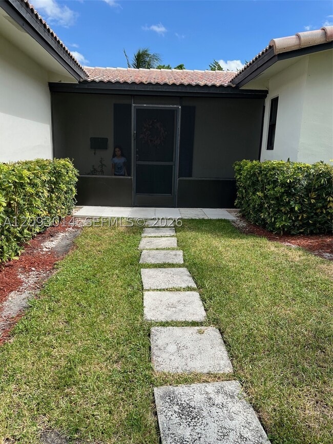 10860 NW 40th St