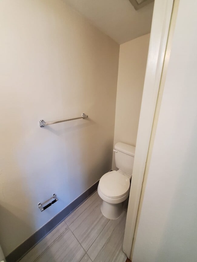 Photo - 534 Church Rd