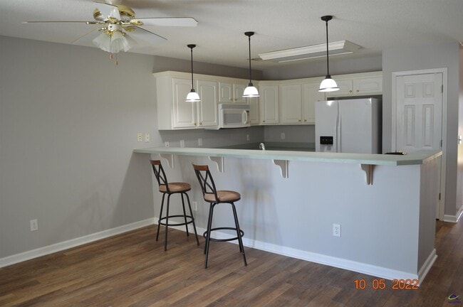 Photo - 114 Linda Kay Ct