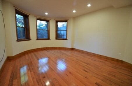 1736 Beacon St Unit 1