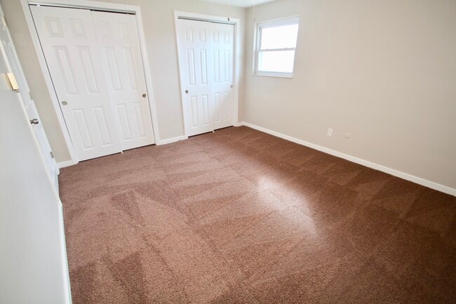 Photo - 227 Parker St