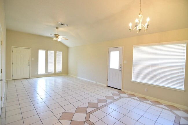 Photo - 4500 John David Dr Apartment Unit 4500 B John David