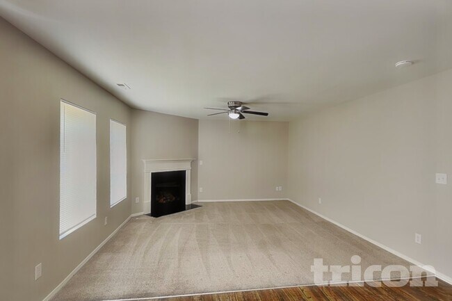 Photo - 4003 Larkhaven Village Dr