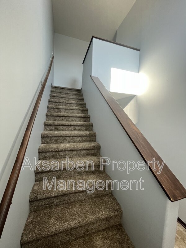 Photo - 5306 41st St