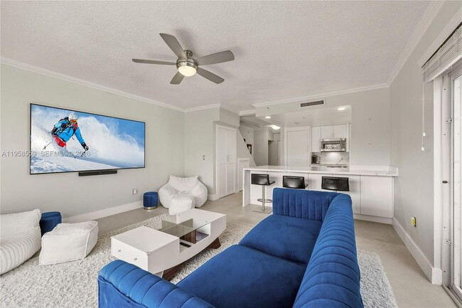 Photo - 300 Euclid Ave