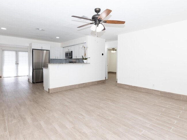 Photo - 1398 SW 47th Ter