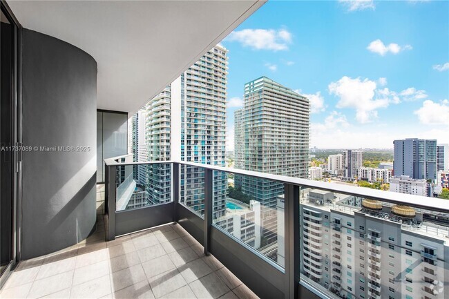 Building Photo - 1000 Brickell Plaza Unit 2411 Rental