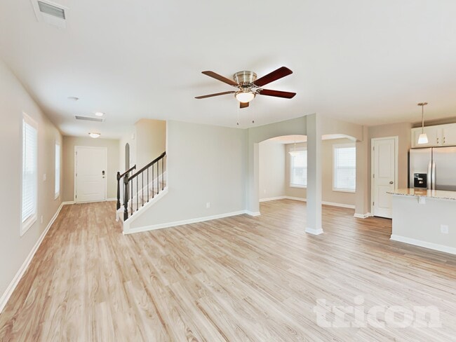 Photo - 285 Turnfield Dr.