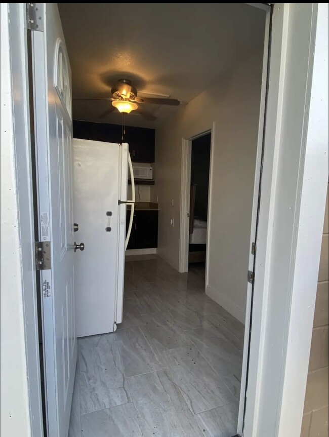 Photo - 8913 Valencia Gardens Dr Unidad Apt 1