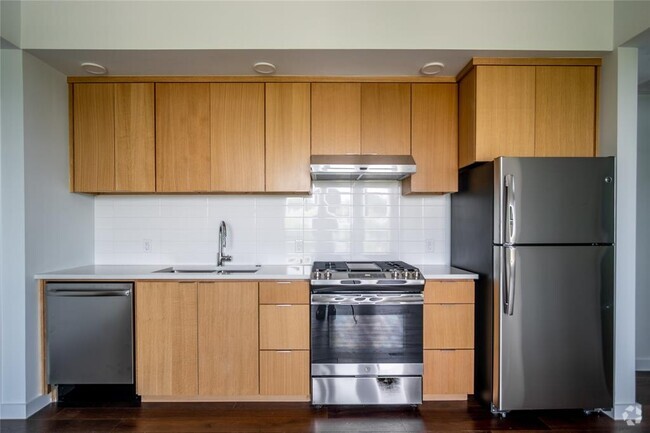 Building Photo - 1322 E 12th St Unit 401 Rental