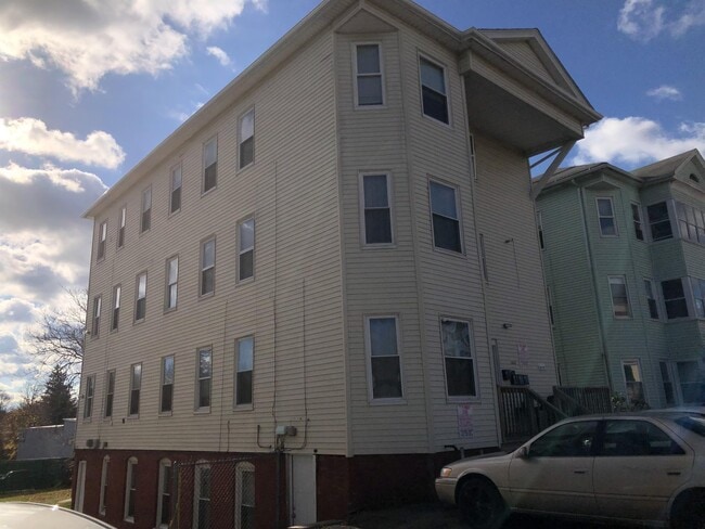 144 Fremont St Unit B